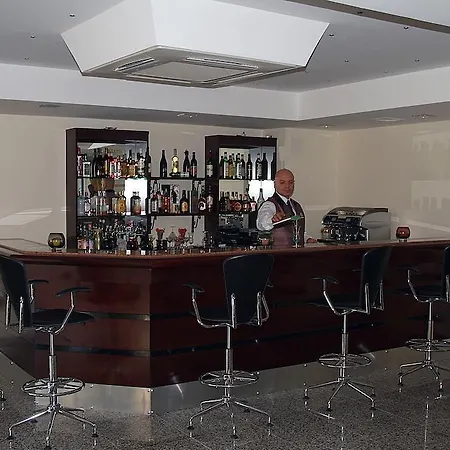 Hotel Narin 4*