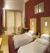 Narin Hotel 4*